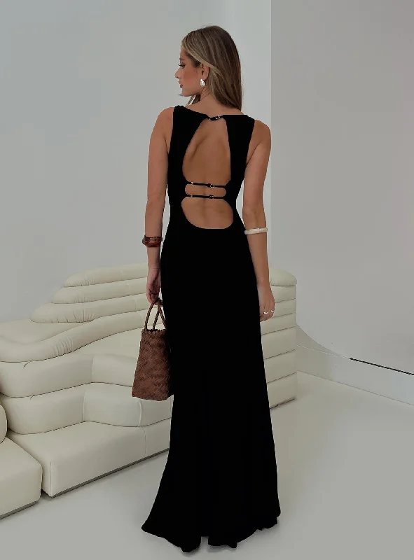 Ace Of Hearts Backless Maxi Dress Black