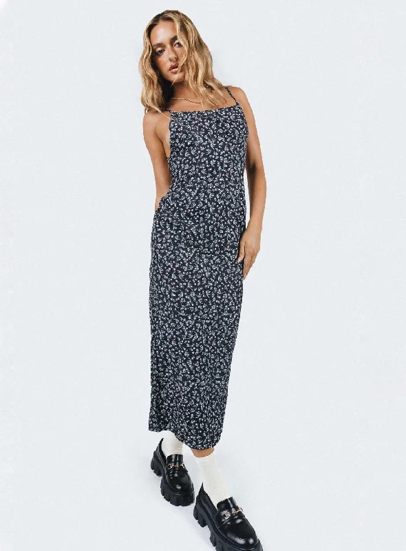 Arkana Maxi Dress Black Floral